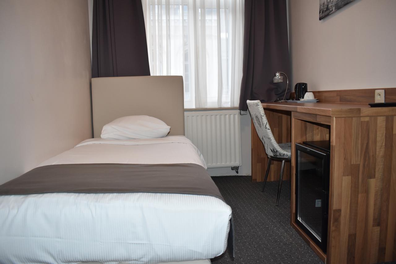 Hotel Meribel Saint-Josse-ten-Noode Luaran gambar